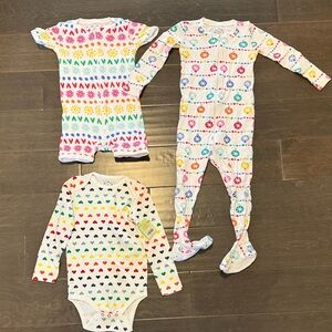 Primary Pajama Bundle 18-24 months